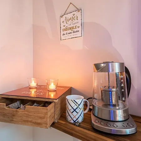 Romantique Sauna Et Jacuzzi Narbona