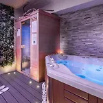 Romantique Sauna Et Jacuzzi Narbonne
