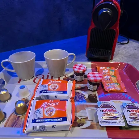 Romantique Sauna Et Jacuzzi